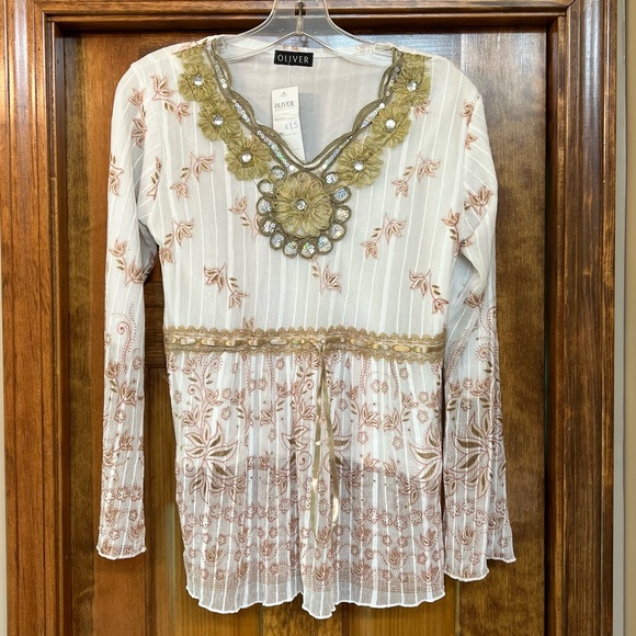 💥SALE💥 BOHO‎ Blouse Floral Embroidered NWT - Picture 1 of 14